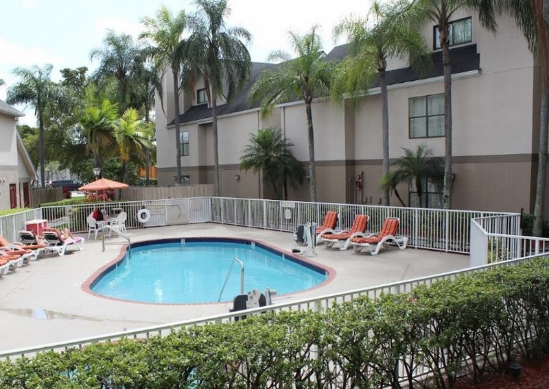 Residence Inn By Marriott Miami Airport West/Doral Εξωτερικό φωτογραφία